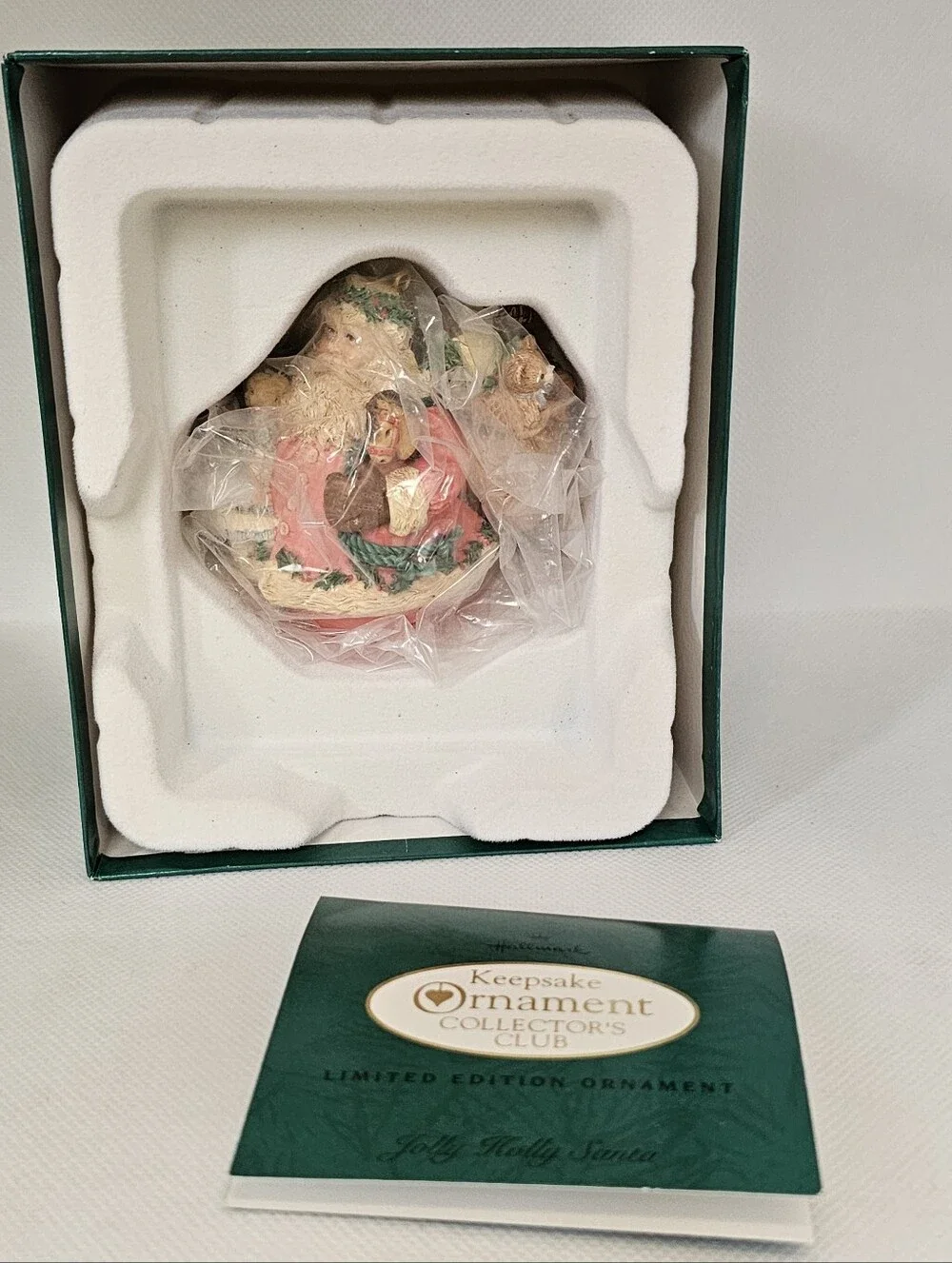 Hallmark Keepsake Ornament JOLLY HOLLY SANTA Collector's Club LE Ornament 1994